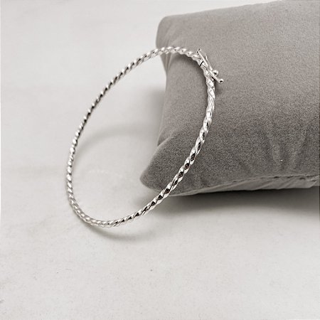 Pulseira Bracelete de Prata Fio Fino Torcido