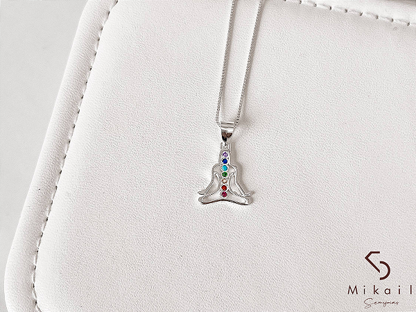 Colar de Prata Pingente Meditação Chakras