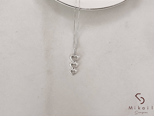 Colar de Prata Pingente 3 Corações Vazados