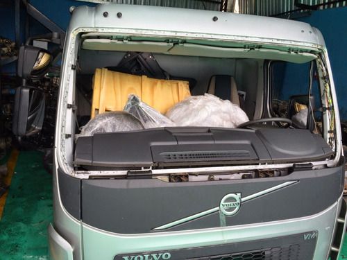 Cabine Volvo Vm 270 Usada Completa A Base De Troca
