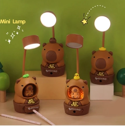 Luminária de Mesa - Em Forma de Capivara - LED USB Recarregável - Com Apontador de lápis