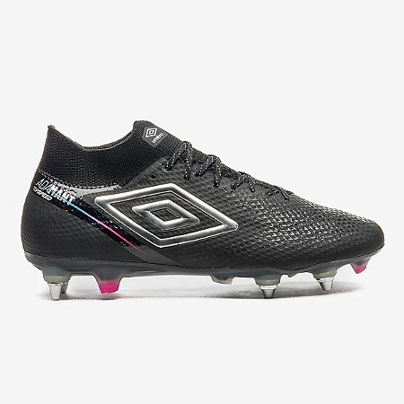 Chuteira Umbro Adamant Campo Top Speed Preto/Rosa Masculino