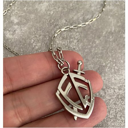COLAR 70CM MASCULINO ESCUDO