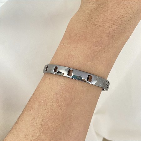 BRACELETE FUROS
