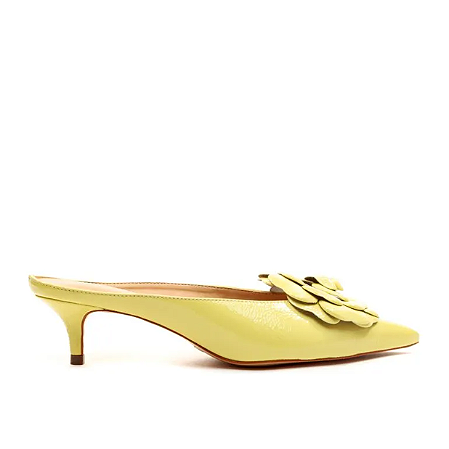 Mule Couro Amarelo Salto Baixo Cecconello