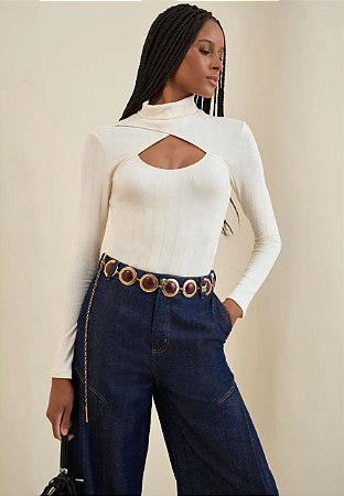 Blusa Morena Rosa Ajustada Gola Alta Manga Longa Padrão Off White