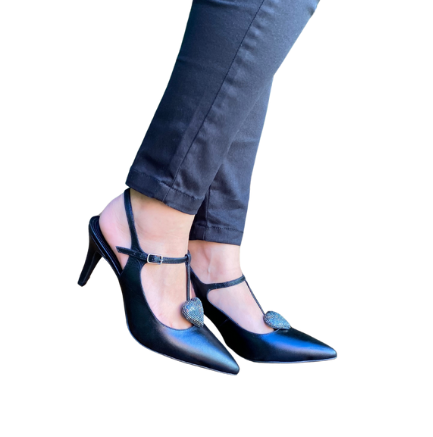 Slingback Couro Preto Detalhe Coração Lacore