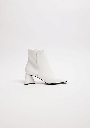 BOTA BRANCA COURO LANÇA PERFUME EASY 537BO000408