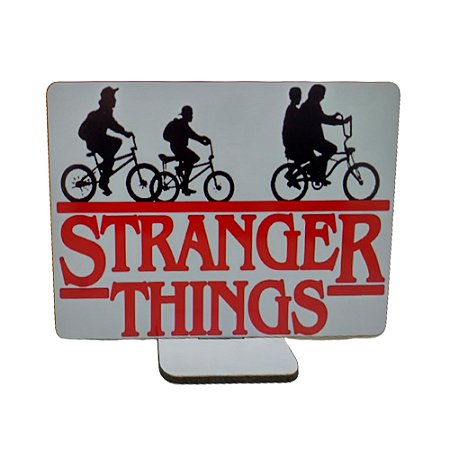 Display Adesivo Estranhas Coisas Logo Branco Placa Decorativo