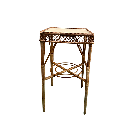 Mesa de vime borda trabalhada quadrada grande sem verniz