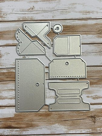 FACA TAGS E ABAS - 10,5 X 8 CM