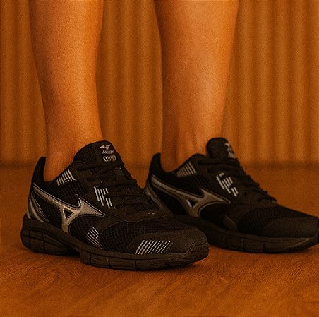 Tênis Mizuno Wave Jet Preto / Preto