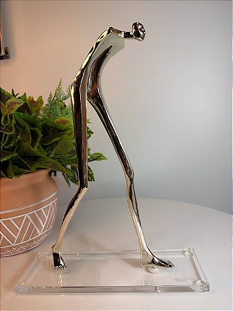 Escultura Walking Man