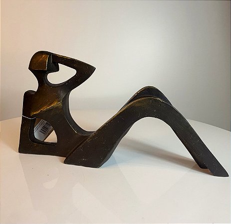 Escultura mulher abstrato
