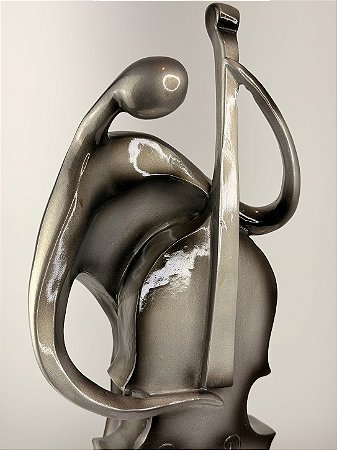 Estatueta de violoncelista em resina