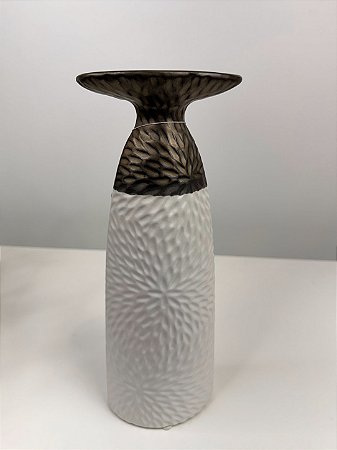 Vaso De Ceramica Branco e Dourado