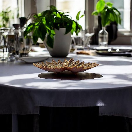 Folha Modern Marrom em Cerâmica