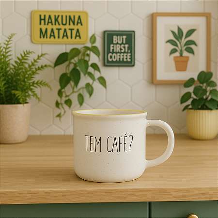 Caneca tem café bege