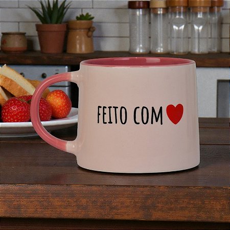 Caneca Rosa Feito Com