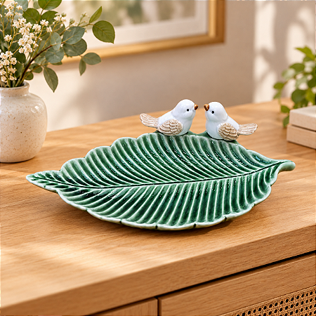 Enfeite Decorativo Folha Verde com Dupla de Pássaros