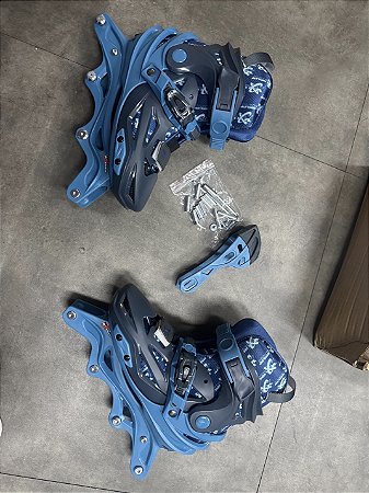 Mostruário: Patins infantil Traxart ajustável X-light azul sem rodas
