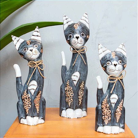 Escultura Gato de Madeira Balsa Importado de Bali Cinza
