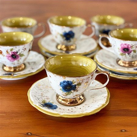 Xicara Cafe Papoula Liliane Garmes