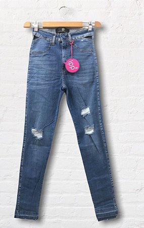 Calça Jeans Feminina Skinny Destroyed Com Elastano e Recortes Nos Bolsos REF 09232 7