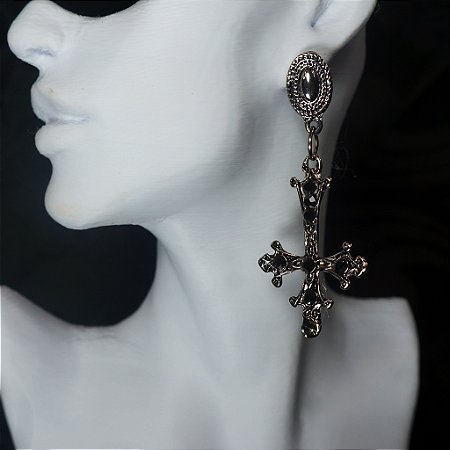 Brinco Inverted Croix
