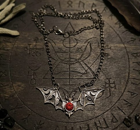 Pingente Moon bat - vermelho