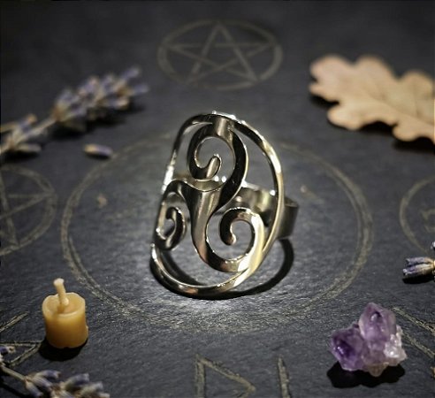 Anel Triskele - Aço cirurgico