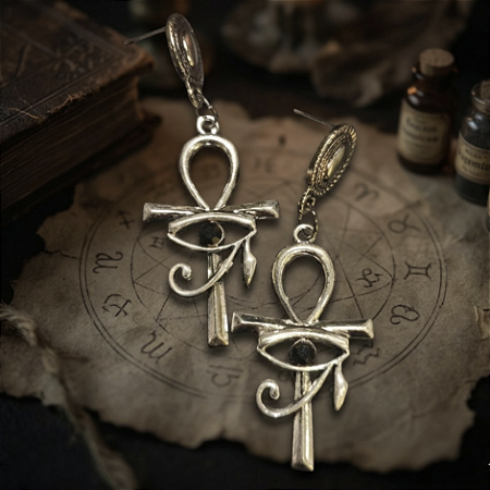 Brinco Ankh com olho de horus