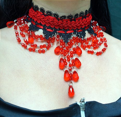 Gargantilha de renda Fenix