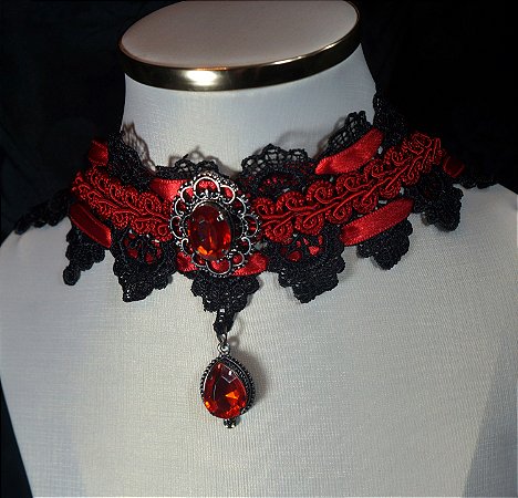 Gargantilha Salém - preto com vermelho