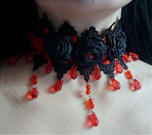 Gargantilha Drop's and roses