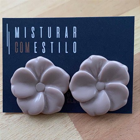 Brinco Flor de Resina Pequena - Rose