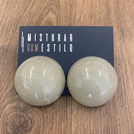 Brinco Bolão De Resina - G - Off Semi-transparente