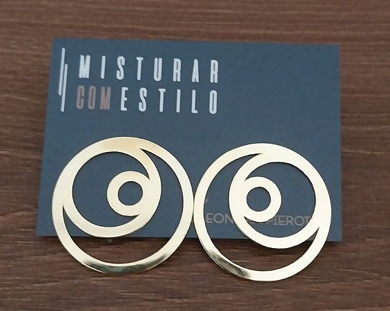 Brinco Infinito Triplo