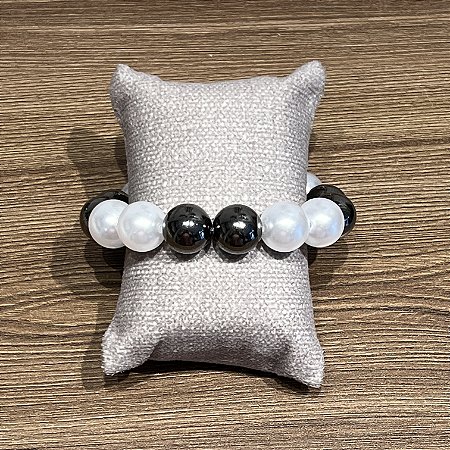 Pulseira Pérolas Brancas e Grafite - G