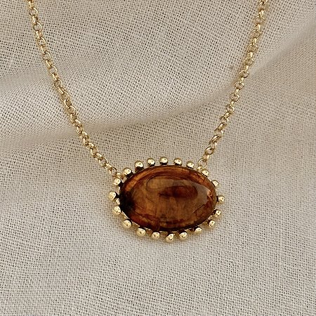 Colar Oval de Resina Aurora - Tartaruga
