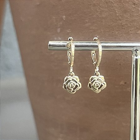 Argola Betina Flor - Dourado