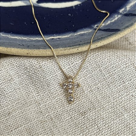 Colar Cruz de Zircônias - Dourado