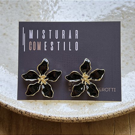 Brinco Flor de Lotus - P - Preta
