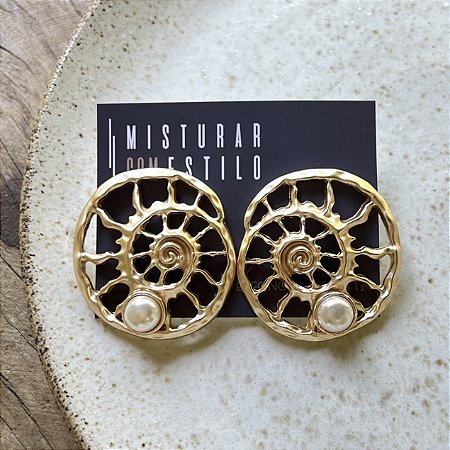 Brinco Lumière Caracol com Pérola