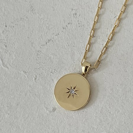 Corrente Cartier Medalha de Oito Pontas e Ponto Zircônia