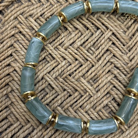 Colar Boho de Resina - Verde Água