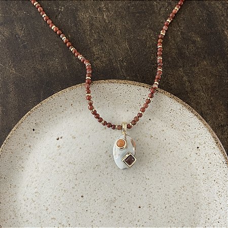 Colar Pedras Naturais Pingente Orla - Terracota / Branco Mescla