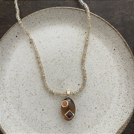 Colar Pedras Naturais Pingente Orla - Rutilado / Âmbar