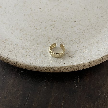 Piercing Lumière Martelado - Dourado Brilho