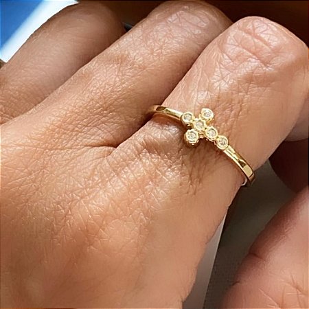 Anel Cruz com Cristais - Dourado